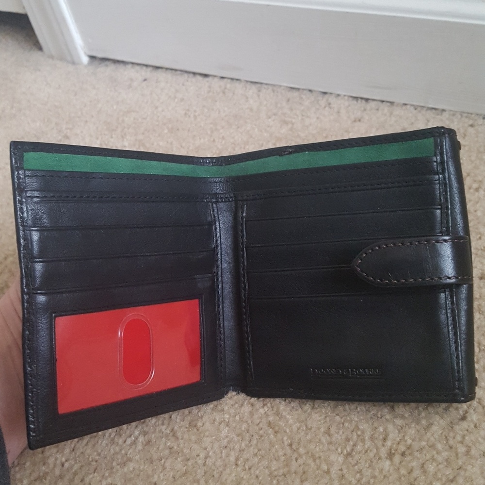 Dooney & Bourke Black Leather Trifold Wallet - Picture 4 of 8